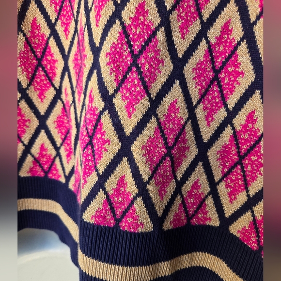 🟣 Charter Club Pink and Navy Argyle Crewneck Cardigan - Picture 6 of 10